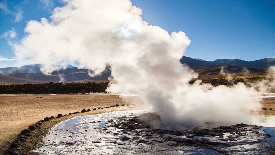 Full-Day Tatio Geysers & Machuca Village foto 3